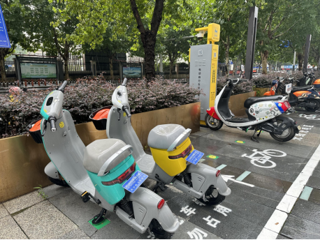 貓先生智能電動車無線充電樁合作，垃圾分類設備廠家